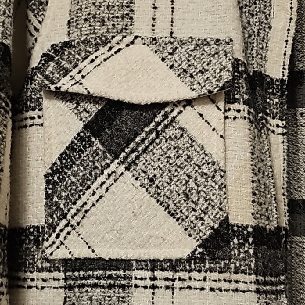 RW&CO Shacket - Picture 8 of 9